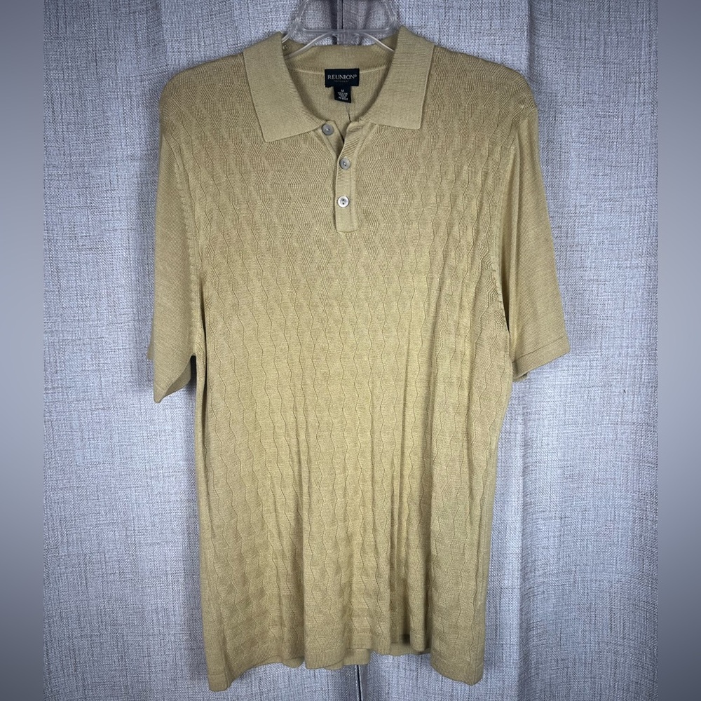 REUNION Menswear Shirt Mens Short Sleeve Saffron Sz Medium 100% Silk Casual NWT